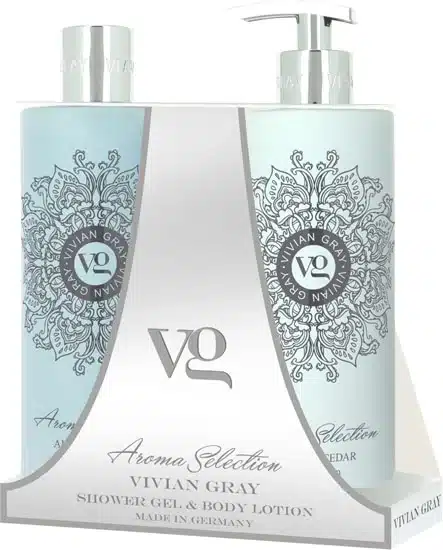 Aroma Selection Amber & Cedar set met douchegel en bodylotion van elk 500 ml met een warme houtgeur