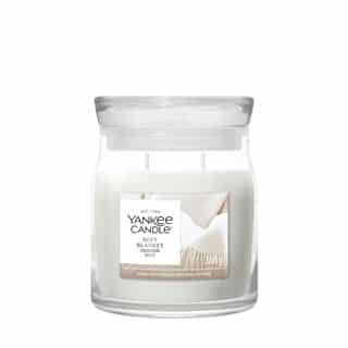 Yankee Candle Soft Blanket Signature Medium Jar, witte geurkaars in glazen pot